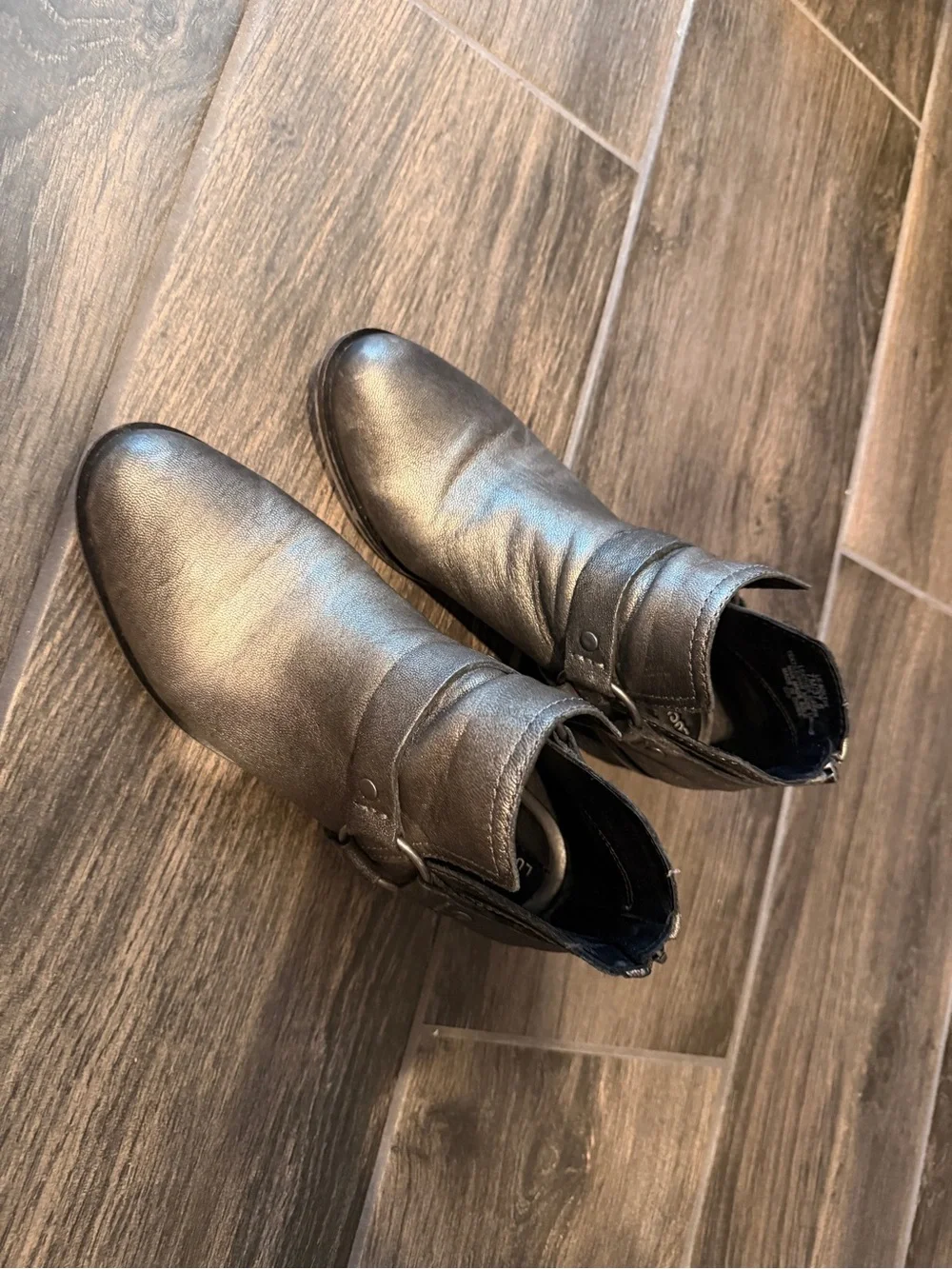 Lucky Brand Metallic Gray Ankle Boots